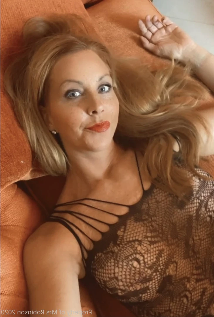 Mrs. Robinson [ mrsrobinsonvip ] Onlyfans leaked photo 7674900 on Hotleaks.tv