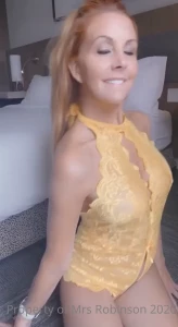 Mrs. Robinson [ mrsrobinsonvip ] Onlyfans leaked video 8887626 on Hotleaks.tv