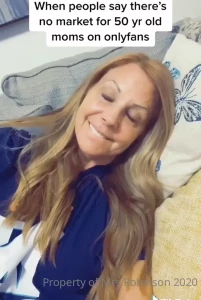 Mrs. Robinson [ mrsrobinsonvip ] Onlyfans leaked video 8888388 on Hotleaks.tv