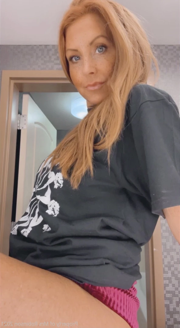 Mrs. Robinson [ mrsrobinsonvip ] Onlyfans leaked photo 10320241 on Hotleaks.tv