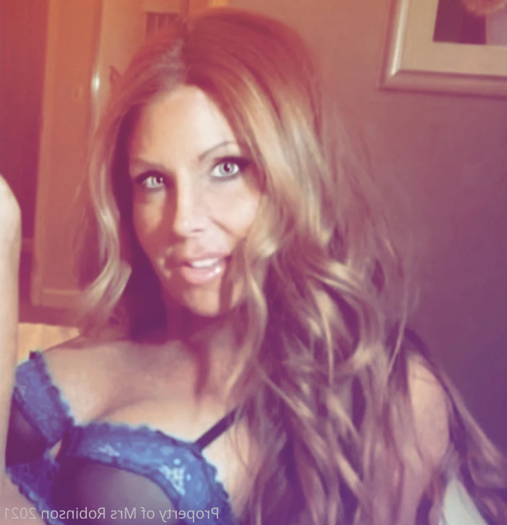 Mrs. Robinson [ mrsrobinsonvip ] Onlyfans leaked photo 10325701 on Hotleaks.tv