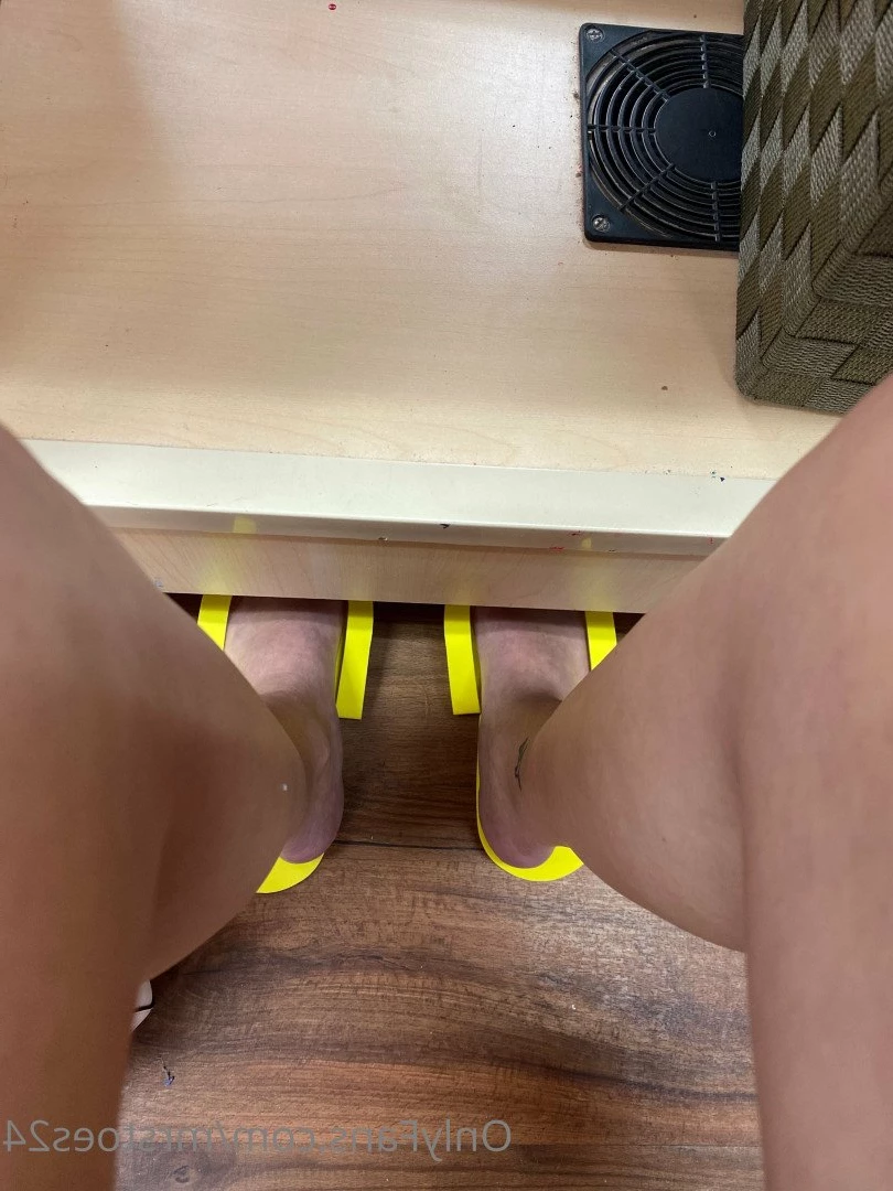 Mrs. Toes [ mrstoes24 ] Onlyfans leaked photo 2944606 on Hotleaks.tv