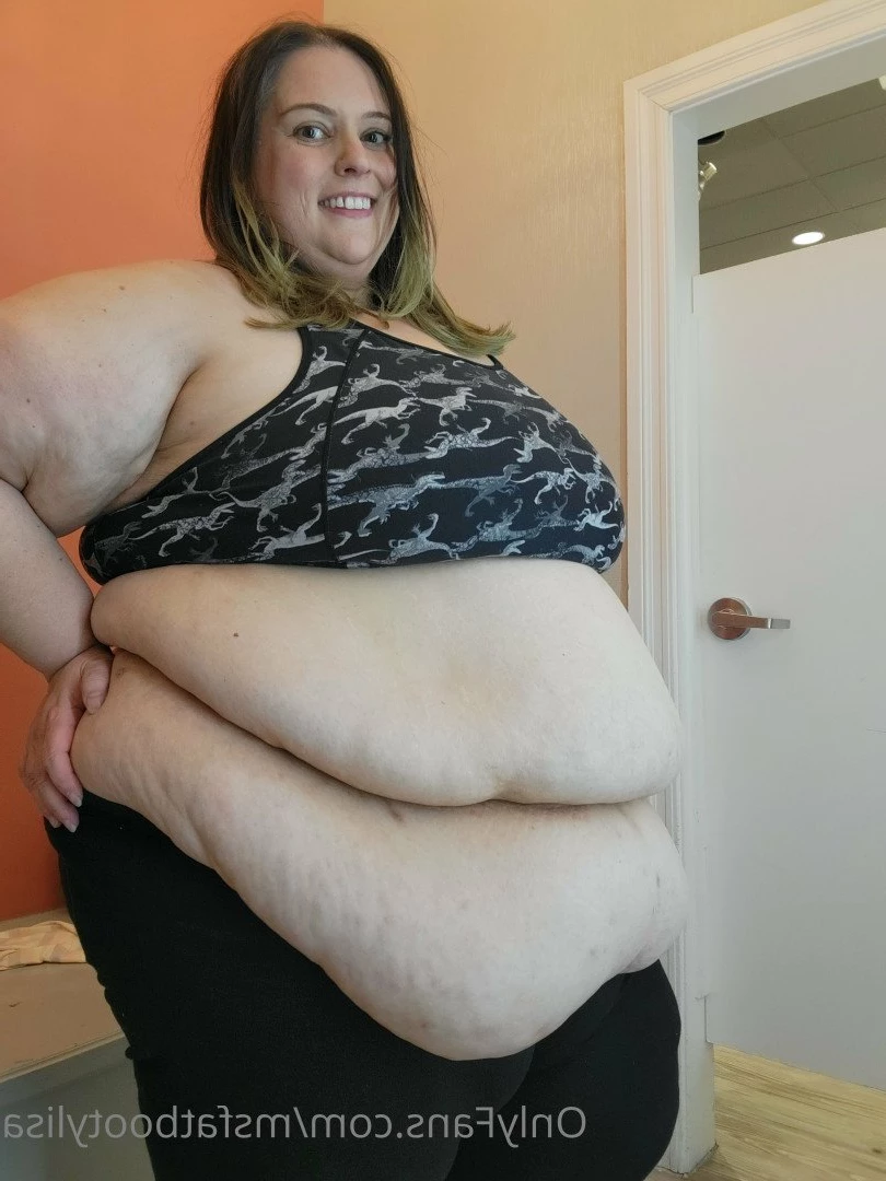 MsFatBooty [ msfatbootylisa ] Onlyfans leaked photo 2942868 on Hotleaks.tv