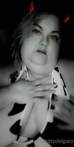 15702501