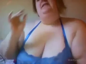15702621