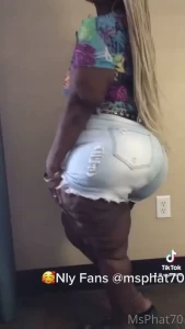 4916145