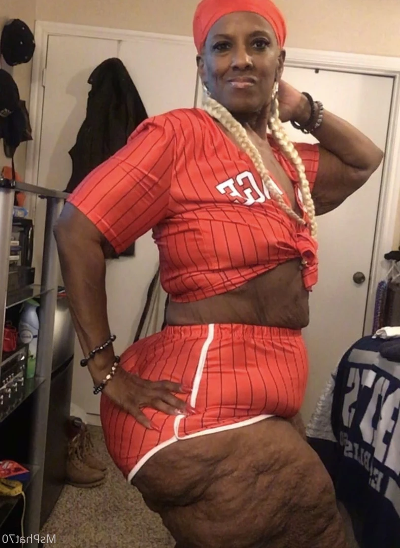 Ms Phat [ msphat70 ] Onlyfans leaked photo 5845795 on Hotleaks.tv