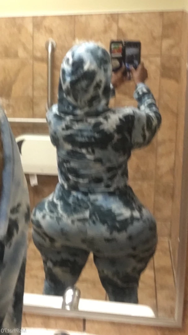 Ms Phat [ msphat70 ] Onlyfans leaked photo 5846213 on Hotleaks.tv