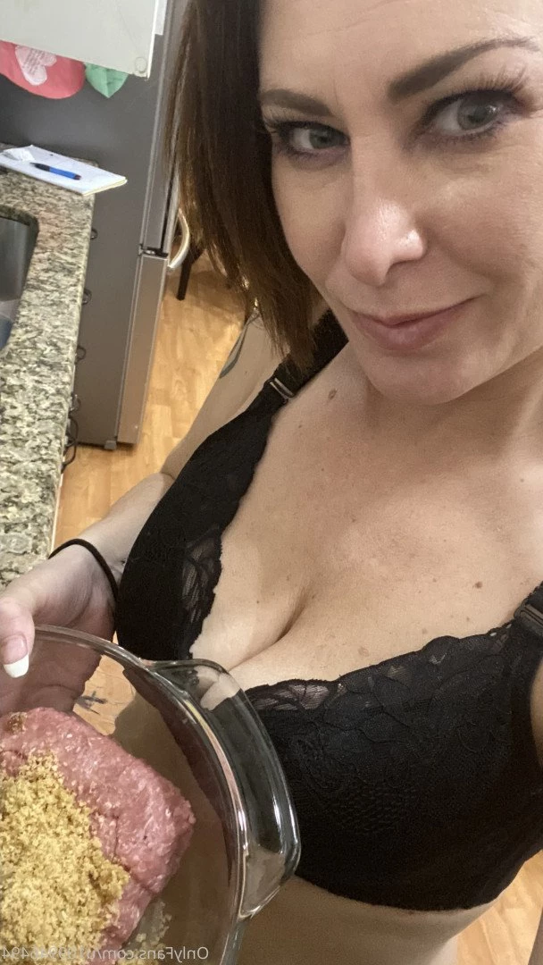 RachelSecrets [ msrachelsecrets ] Onlyfans leaked photo 3028326 on Hotleaks.tv