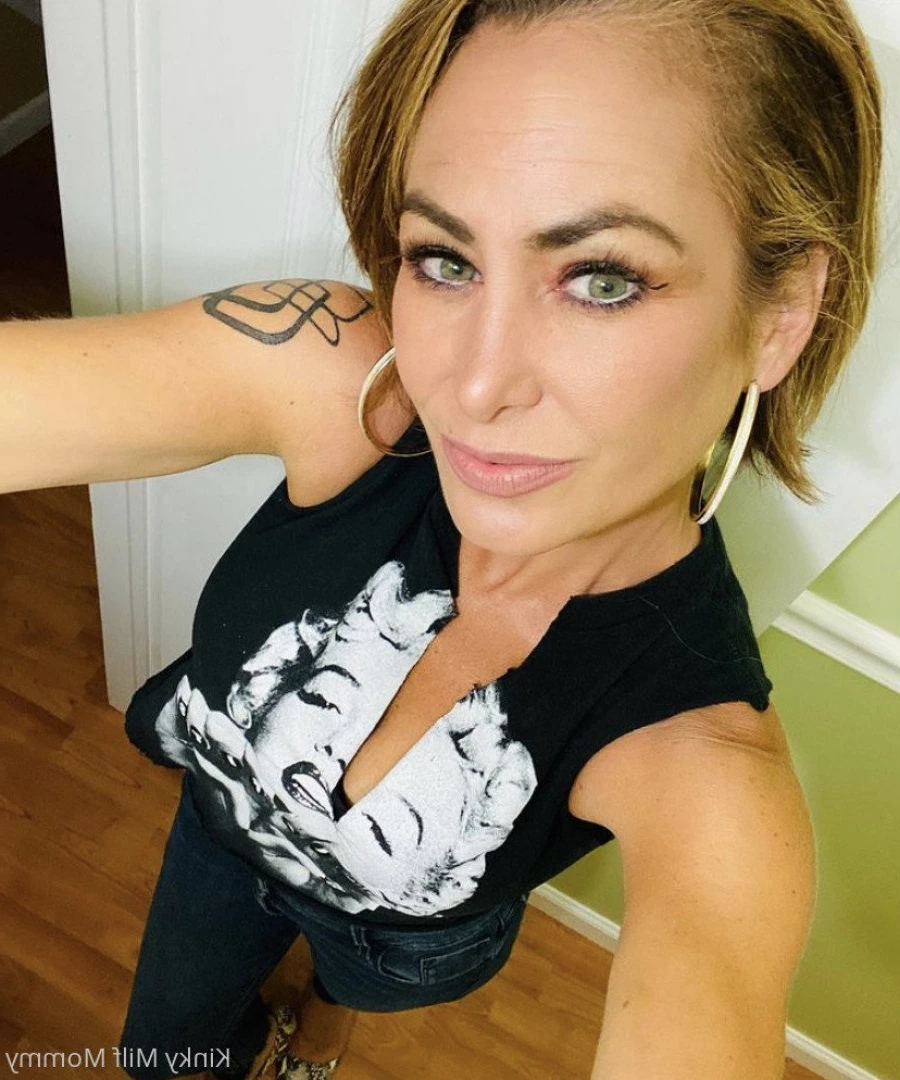RachelSecrets [ msrachelsecrets ] Onlyfans leaked photo 3030112 on Hotleaks.tv