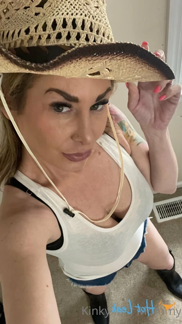 RachelSecrets [ msrachelsecrets ] Onlyfans leaked photo 10934078 on Hotleaks.tv