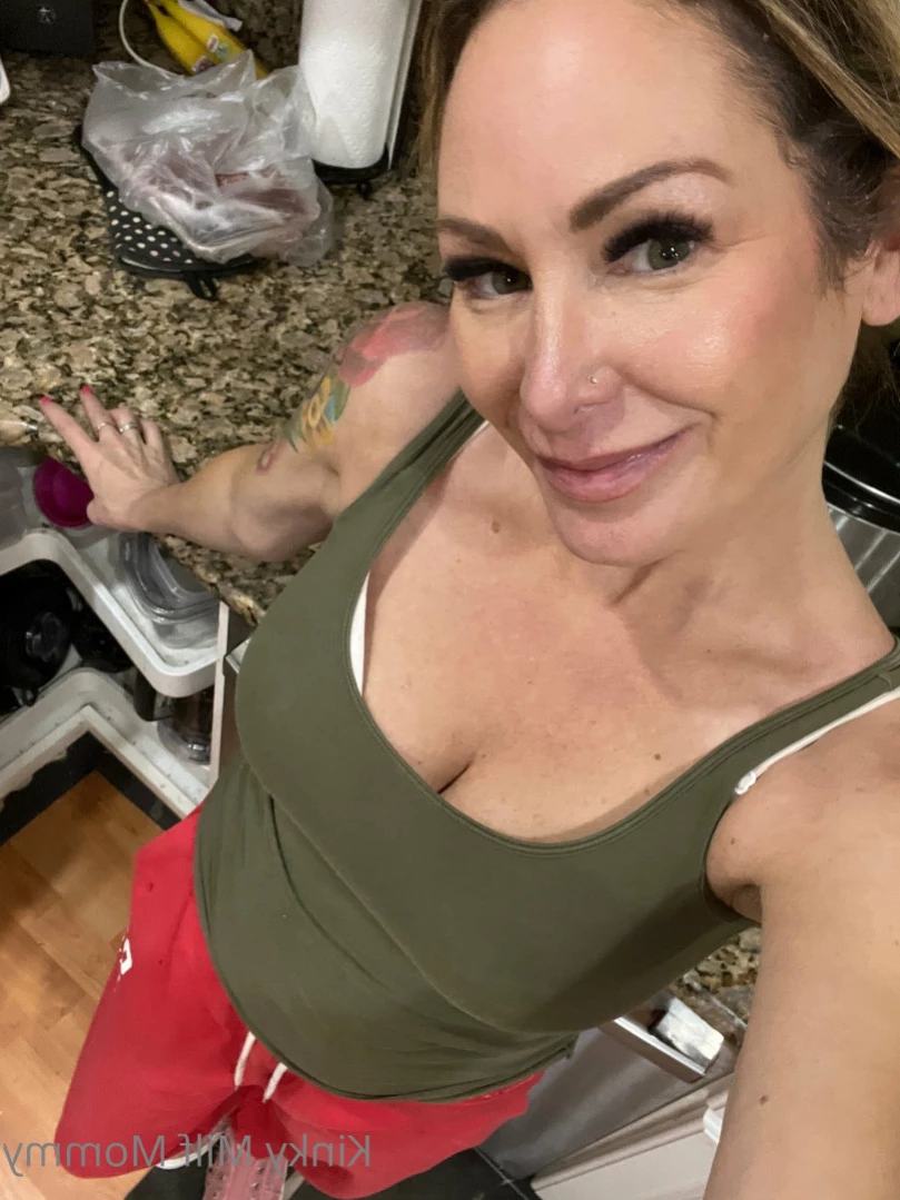 RachelSecrets [ msrachelsecrets ] Onlyfans leaked photo 11953433 on Hotleaks.tv