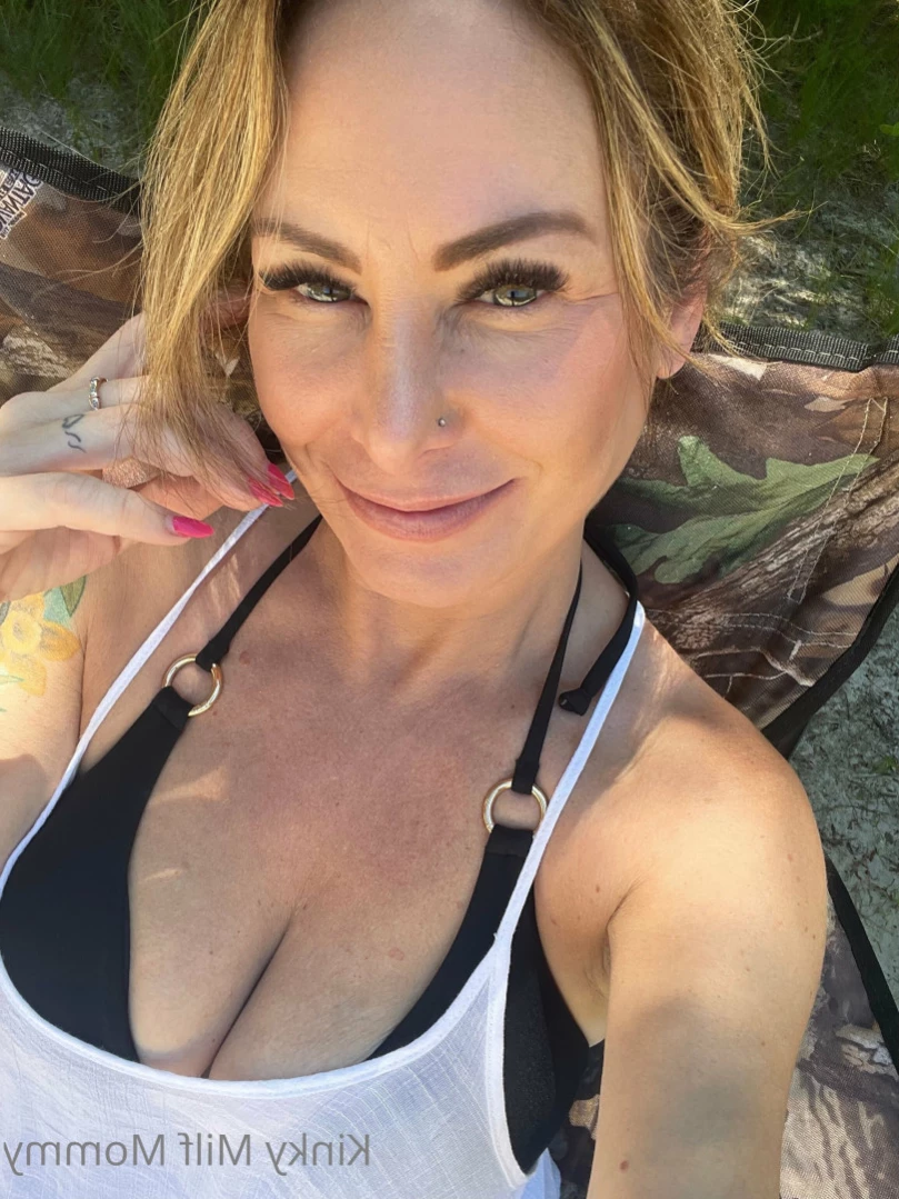 RachelSecrets [ msrachelsecrets ] Onlyfans leaked photo 13044455 on Hotleaks.tv