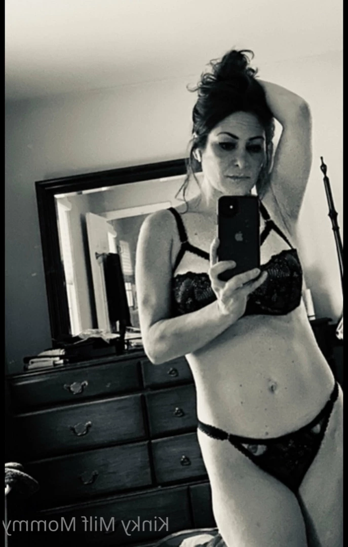 RachelSecrets [ msrachelsecrets ] Onlyfans leaked photo 14977477 on Hotleaks.tv