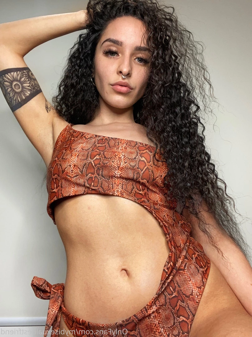 Barely legal 🔞😇💦 [ yourlesbianfantasyy ] Onlyfans leaked photo 10263305 on Hotleaks.tv