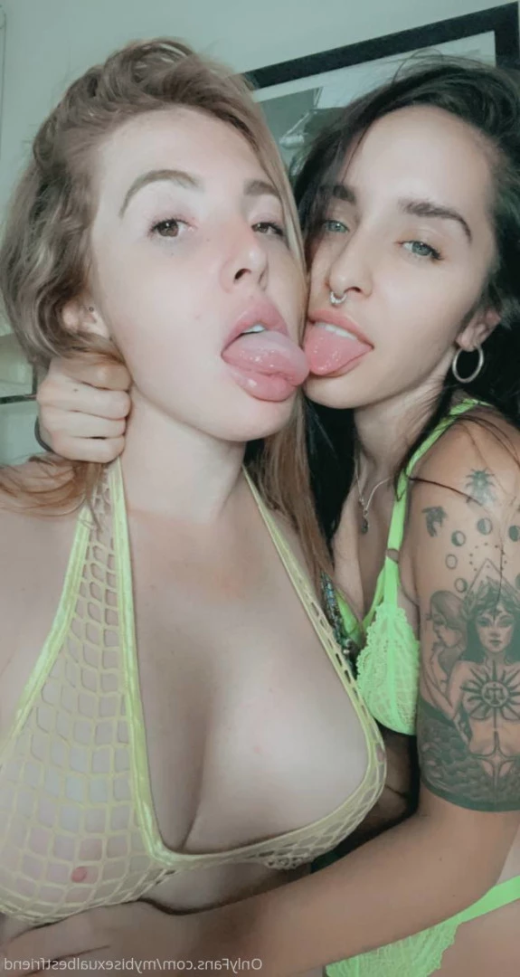 Barely legal 🔞😇💦 [ yourlesbianfantasyy ] Onlyfans leaked photo 10264273 on Hotleaks.tv
