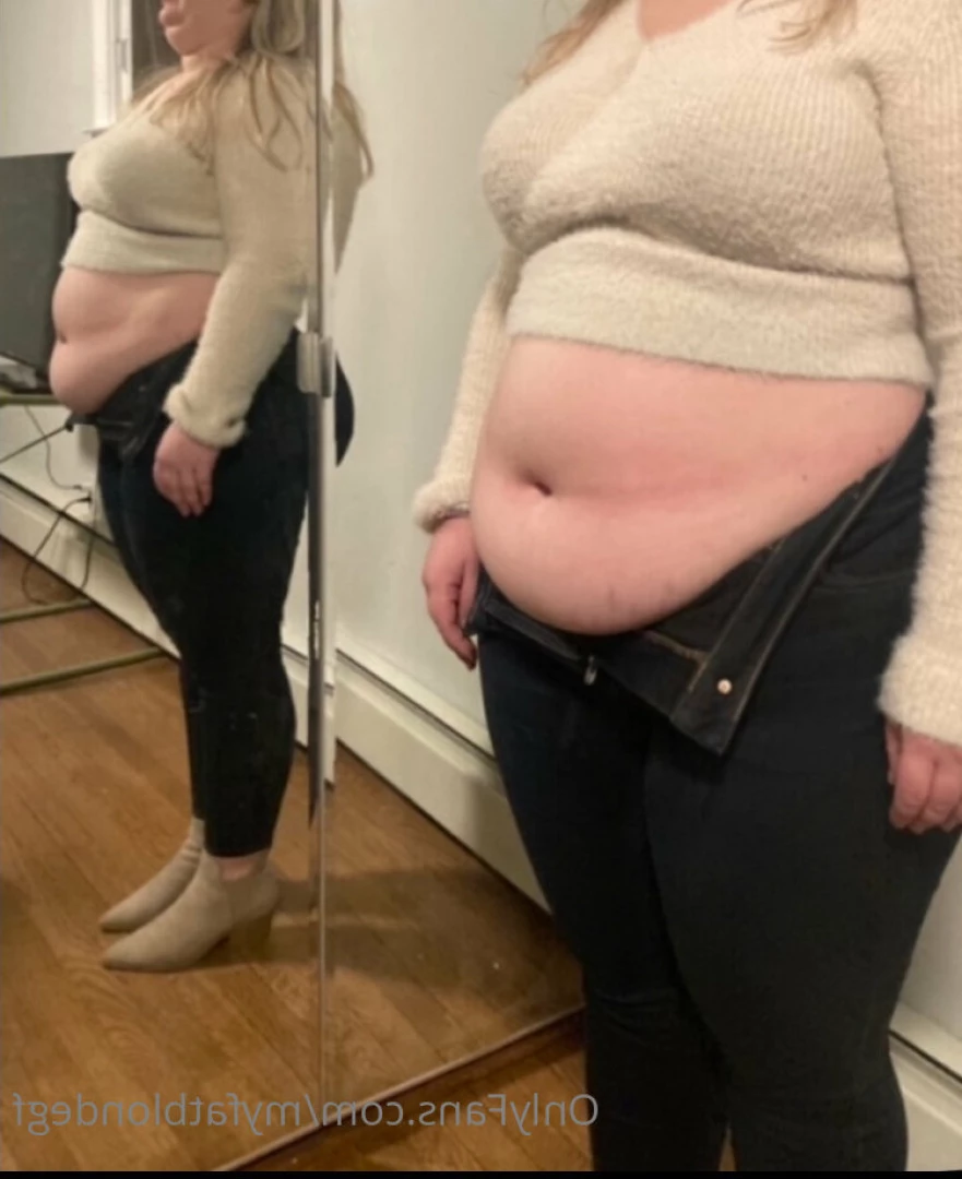 MyFatBlondeGirlfriend [ myfatblondegf ] Onlyfans leaked photo 16904926 on Hotleaks.tv