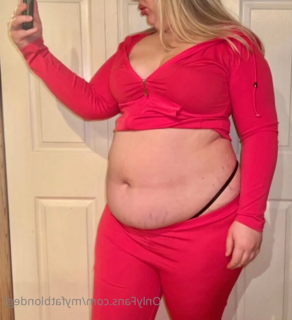 MyFatBlondeGirlfriend [ myfatblondegf ] Onlyfans leaked photo 16904927 on Hotleaks.tv