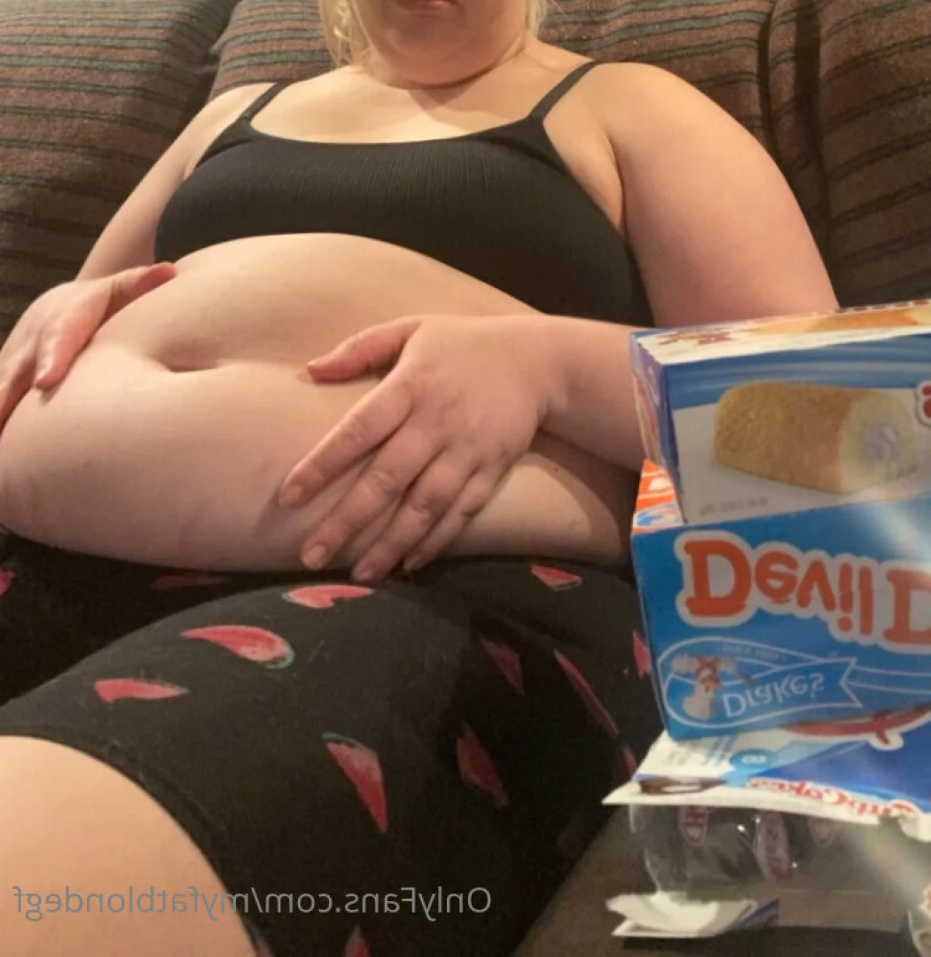 MyFatBlondeGirlfriend [ myfatblondegf ] Onlyfans leaked photo 16904931 on Hotleaks.tv