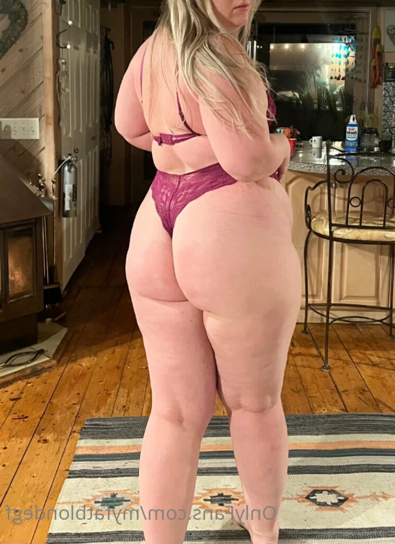 MyFatBlondeGirlfriend [ myfatblondegf ] Onlyfans leaked photo 16904935 on Hotleaks.tv