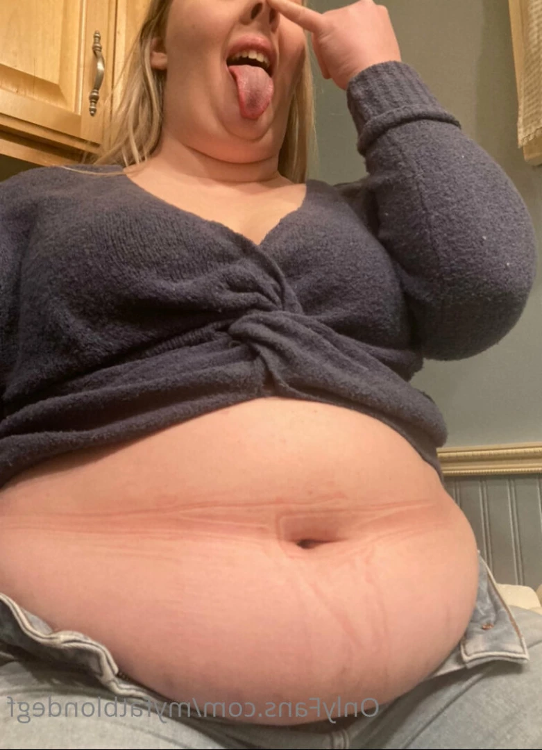 MyFatBlondeGirlfriend [ myfatblondegf ] Onlyfans leaked photo 16904946 on Hotleaks.tv