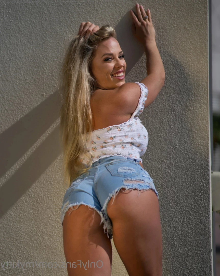 COOKIE QUEEN 👸 🍪 [ mykitty ] Onlyfans leaked photo 14938774 on Hotleaks.tv