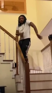 1379301