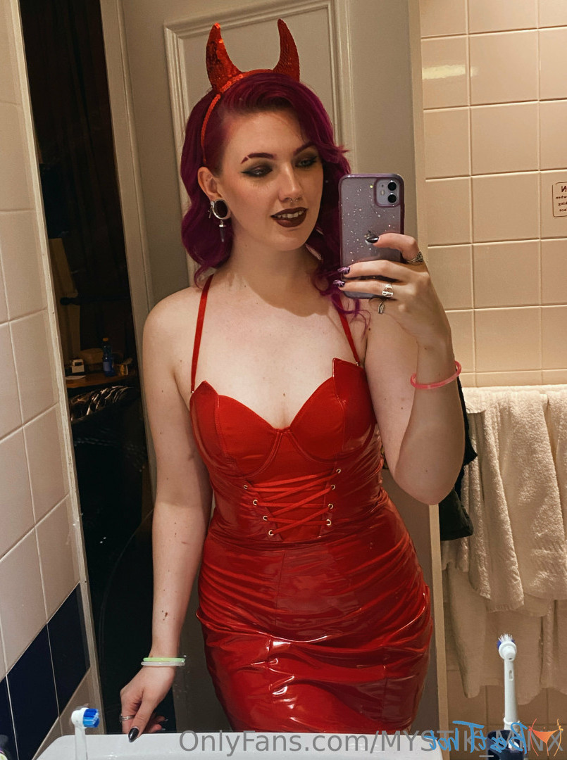 MINX [ mystik_minx ] Onlyfans leaked photo 16682684 on Hotleaks.tv