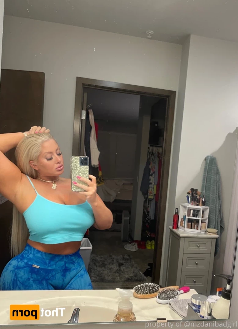 Mz.Dani [ mzdanibadgirl ] Onlyfans leaked photo 10983283 on Hotleaks.tv