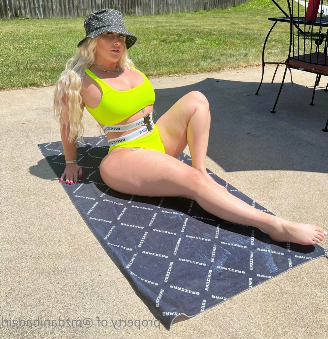 Mz.Dani [ mzdanibadgirl ] Onlyfans leaked photo 13057317 on Hotleaks.tv