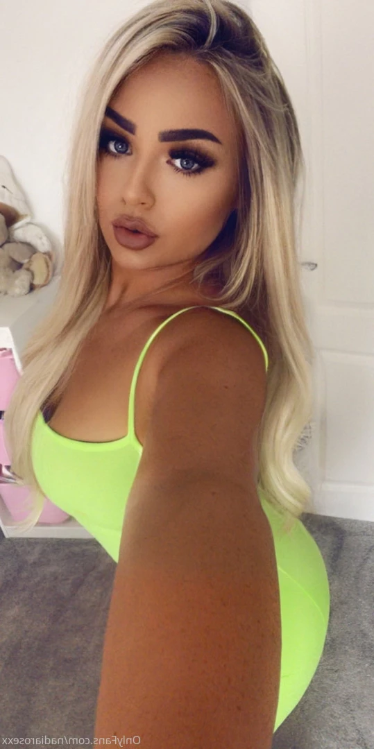 𝘍𝘪𝘭𝘵𝘩𝘺 34𝘌 𝘔𝘐𝘓𝘍 [ nadia.rose ] Onlyfans leaked photo 9772004 on Hotleaks.tv
