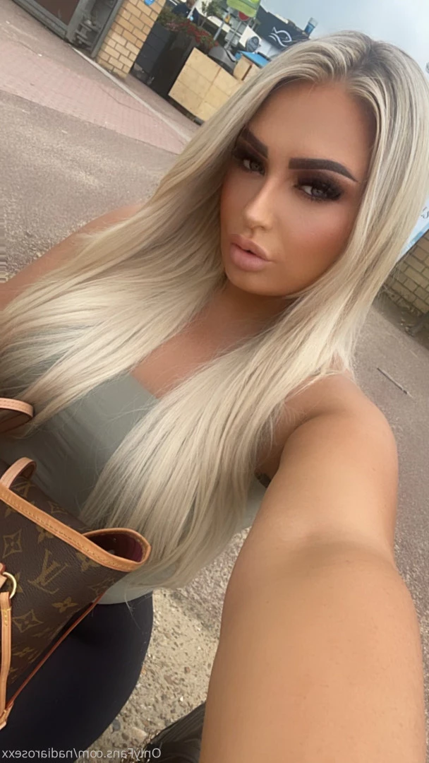 𝘍𝘪𝘭𝘵𝘩𝘺 34𝘌 𝘔𝘐𝘓𝘍 [ nadia.rose ] Onlyfans leaked photo 9772600 on Hotleaks.tv