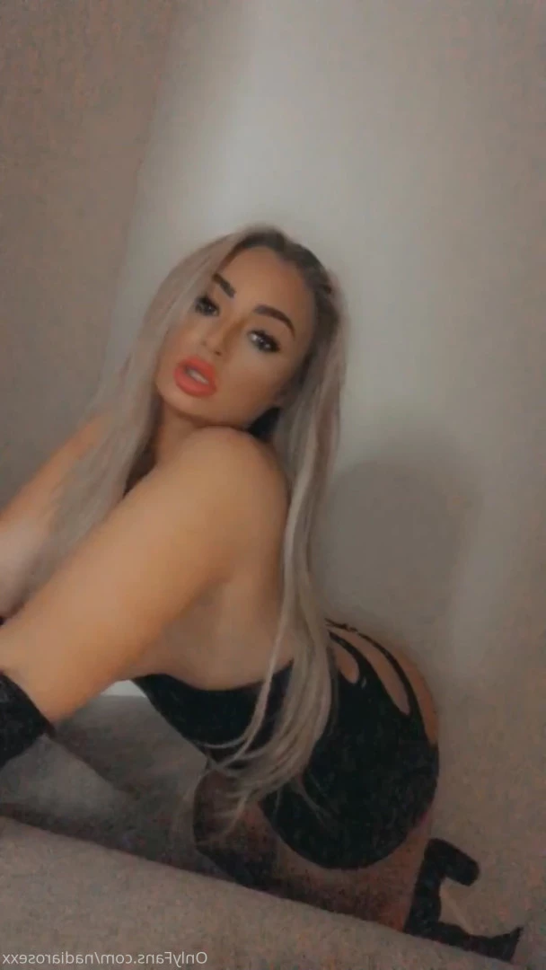 𝘍𝘪𝘭𝘵𝘩𝘺 34𝘌 𝘔𝘐𝘓𝘍 [ nadia.rose ] Onlyfans leaked photo 9772607 on Hotleaks.tv