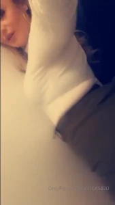 10606972