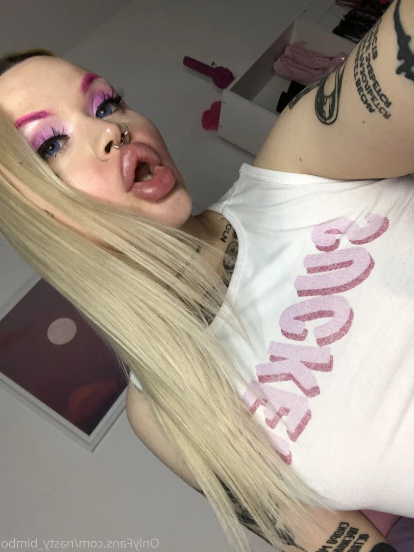 👄 Nasty Bimbo 👄 Top 2.2%✨ [ nasty_bimbo ] Onlyfans leaked photo 2873637 on Hotleaks.tv