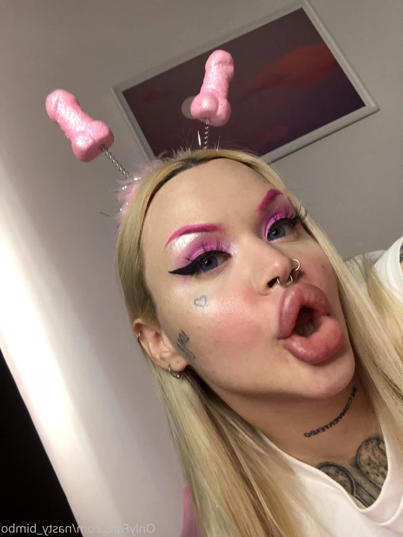👄 Nasty Bimbo 👄 Top 2.2%✨ [ nasty_bimbo ] Onlyfans leaked photo 2876753 on Hotleaks.tv