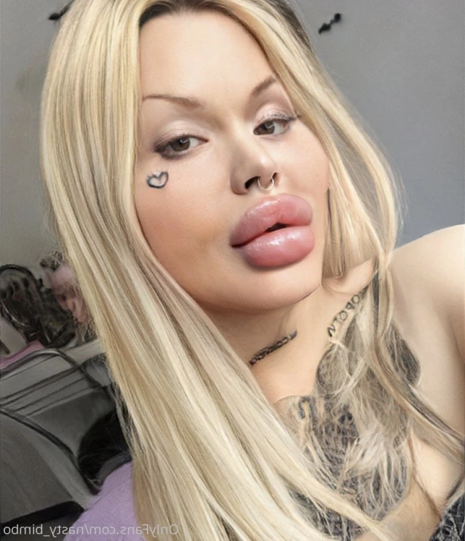 👄 Nasty Bimbo 👄 Top 2.2%✨ [ nasty_bimbo ] Onlyfans leaked photo 2879707 on Hotleaks.tv