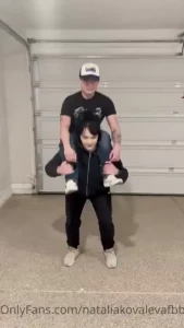 18293915