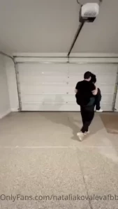 18293933