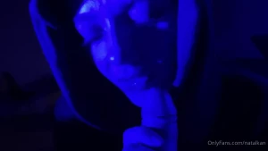 10604907