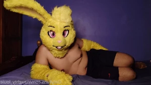 2926573