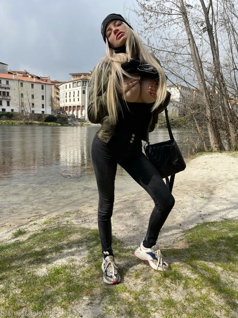 Elena [ elenaberlato ] Onlyfans leaked photo 338786 on Hotleaks.tv