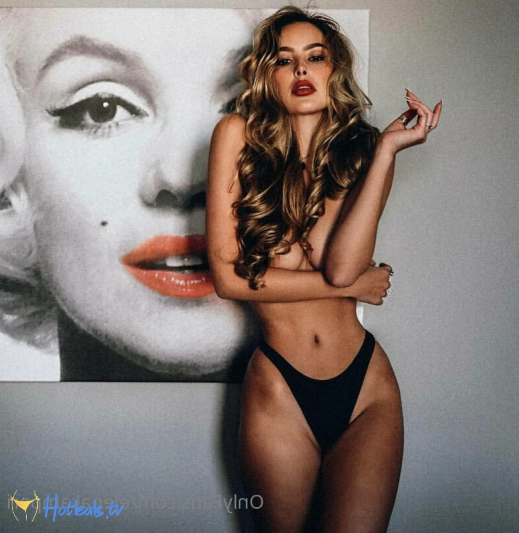 Elena Kamperi [ elenakamperi ] Onlyfans leaked photo 13383817 on Hotleaks.tv