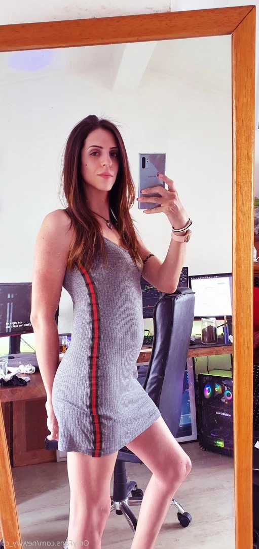 Ivy [ newivy_cb ] Onlyfans leaked photo 9812956 on Hotleaks.tv