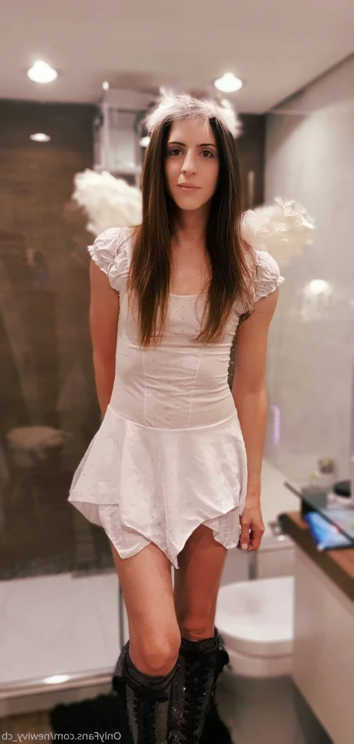 Ivy [ newivy_cb ] Onlyfans leaked photo 9814309 on Hotleaks.tv