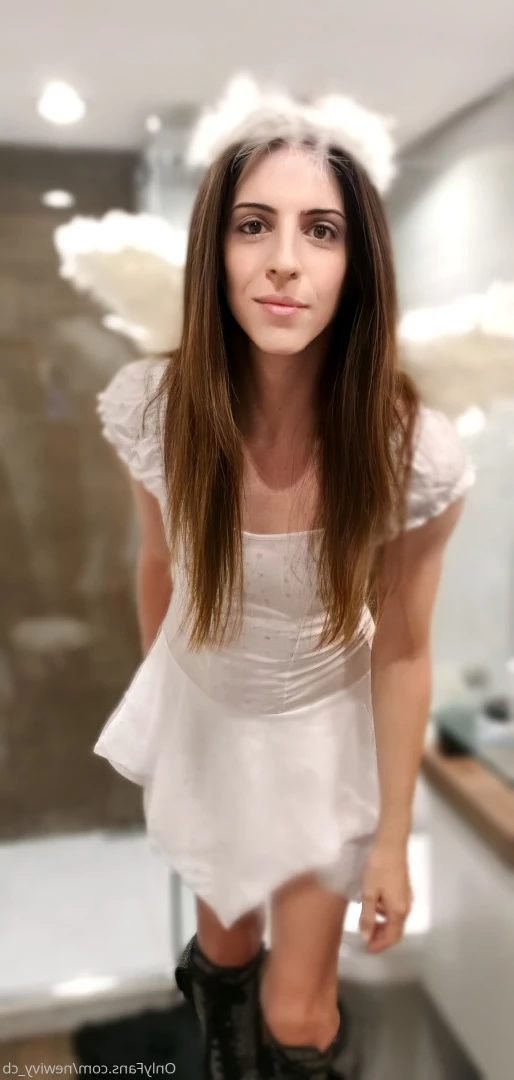 Ivy [ newivy_cb ] Onlyfans leaked photo 9817673 on Hotleaks.tv