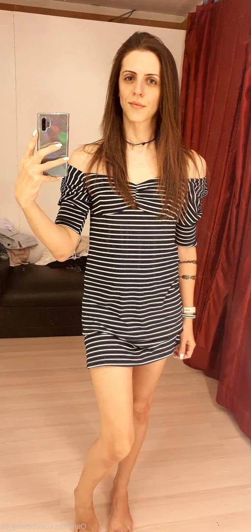 Ivy [ newivy_cb ] Onlyfans leaked photo 9819985 on Hotleaks.tv