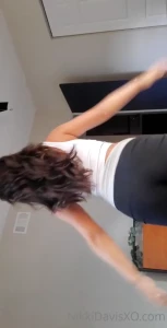 nikkidavisxo Onlyfans leaked video 4918406 on Hotleaks.tv