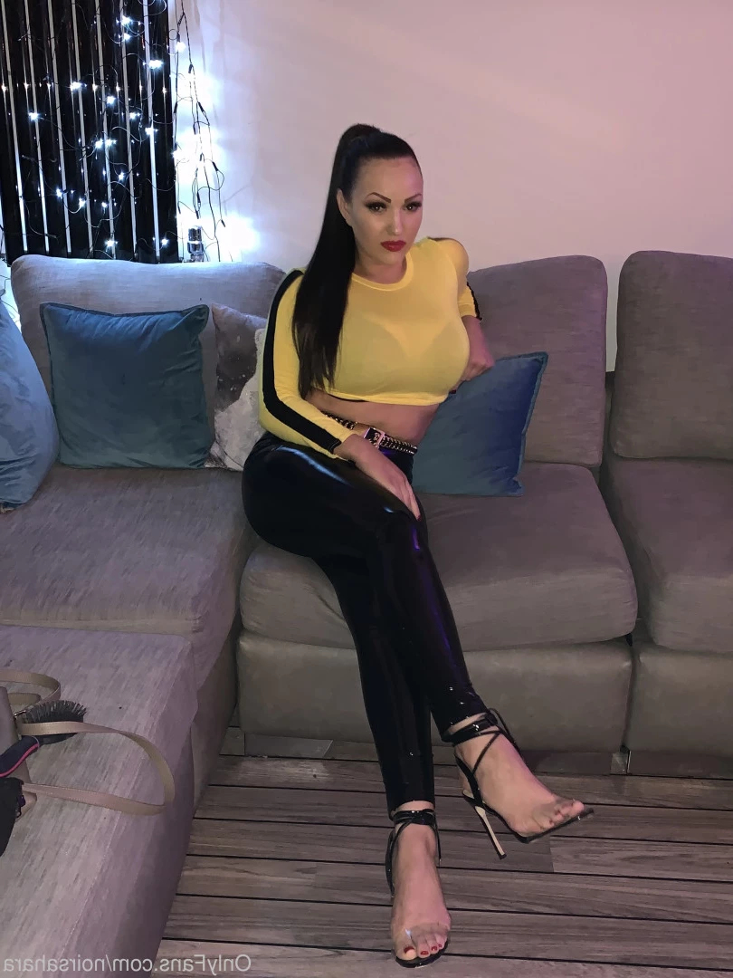 Mistress Sahara Noir Strapon/Cuckoldress [ noirsahara ] Onlyfans leaked photo 9152396 on Hotleaks.tv