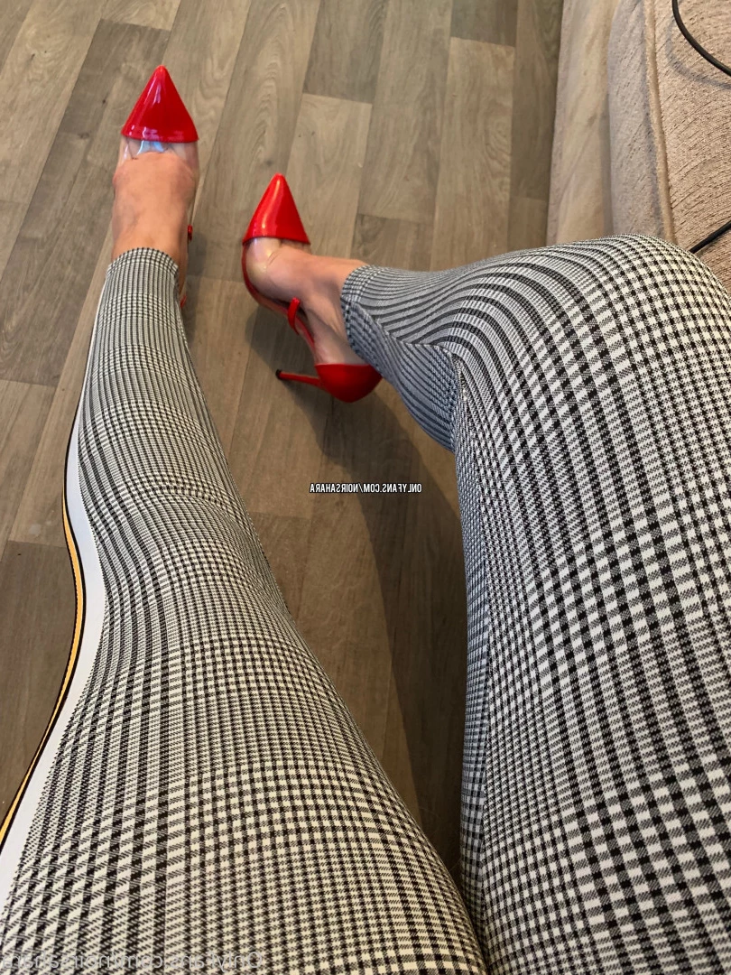 Mistress Sahara Noir Strapon/Cuckoldress [ noirsahara ] Onlyfans leaked photo 10259381 on Hotleaks.tv